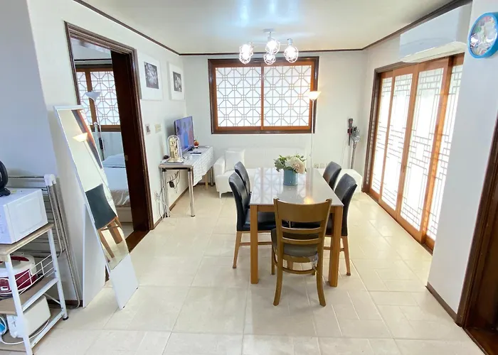 Aroha House For Foreign Guests Only