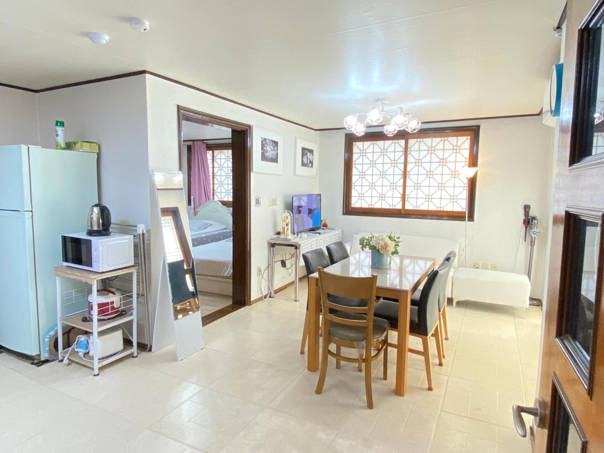 Aroha House For Foreign Guests Only